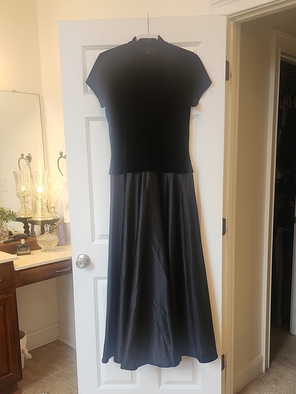 Tadashi Shoji Black Velvet And Satin Dress